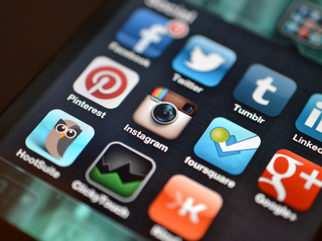 3. ⁢Leveraging​ Social Media Platforms