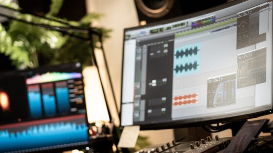 The Pros and Cons of Automated Music Mastering for Streaming